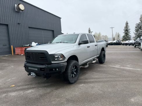 Used 2015 RAM 2500 SLT w/ Protection Group AWD/4WD image 2