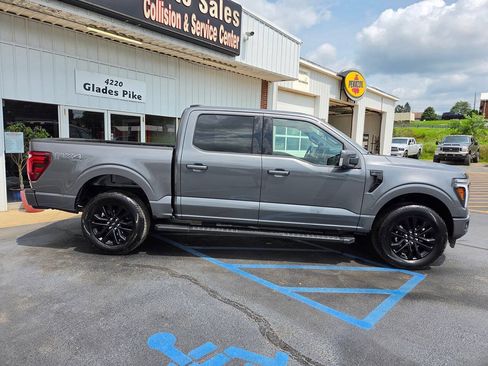 Used 2025 Ford F150 Lariat w/ Equipment Group 501A Mid AWD/4WD image 9