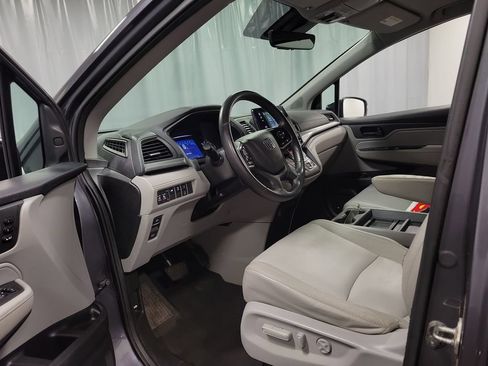 Used 2018 Honda Odyssey EX-L image 12