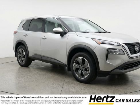 Used 2025 Nissan Rogue SV image 1