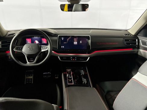 New 2026 Volkswagen Atlas Peak Edition AWD/4WD image 12