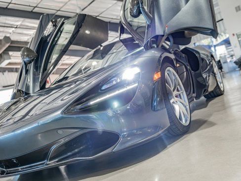 Used 2018 McLaren 720S Performance image 39