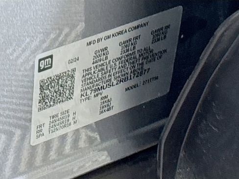 Used 2024 Chevrolet TrailBlazer RS w/ Driver Confidence Package image 32