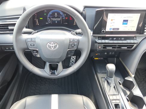 Certified 2026 Toyota Camry SE FWD image 16