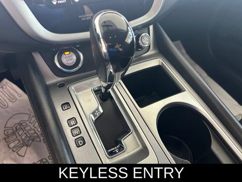 Used 2019 Nissan Murano SV FWD image 10