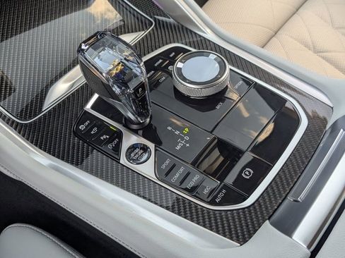 Used 2023 BMW X6 M50i w/ Executive Package image 15