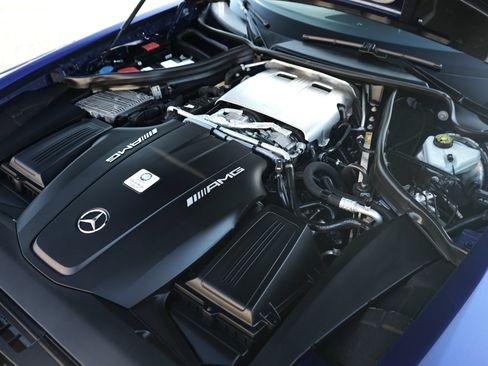 Used 2017 Mercedes-Benz AMG GT Coupe image 38