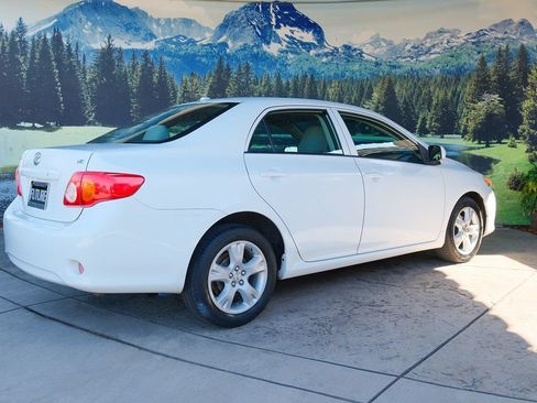 Used 2009 Toyota Corolla LE w/ All Weather Guard Pkg FWD image 5