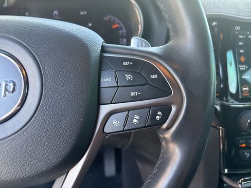 Used 2021 Jeep Grand Cherokee Limited X AWD/4WD image 19