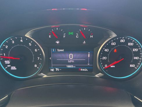 Used 2024 Chevrolet Equinox LT w/ LPO, Floor Liner Package image 39