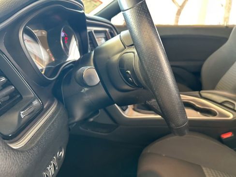 Used 2019 Dodge Challenger R/T w/ Performance Handling Group image 35