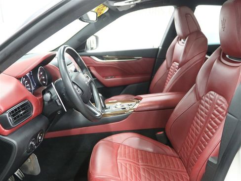 Used 2021 Maserati Levante GranSport image 12