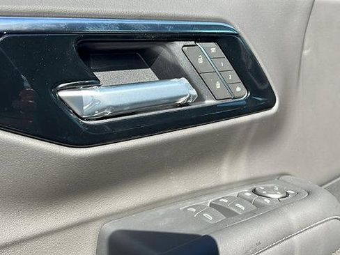 New 2026 Chevrolet Suburban LT w/ Comfort Package image 20