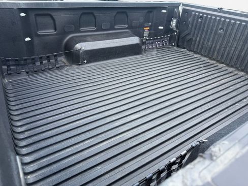 Used 2022 GMC Sierra 2500 Pro w/ Convenience Package AWD/4WD image 25