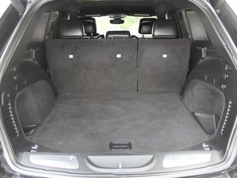 Used 2018 Jeep Grand Cherokee Limited image 15