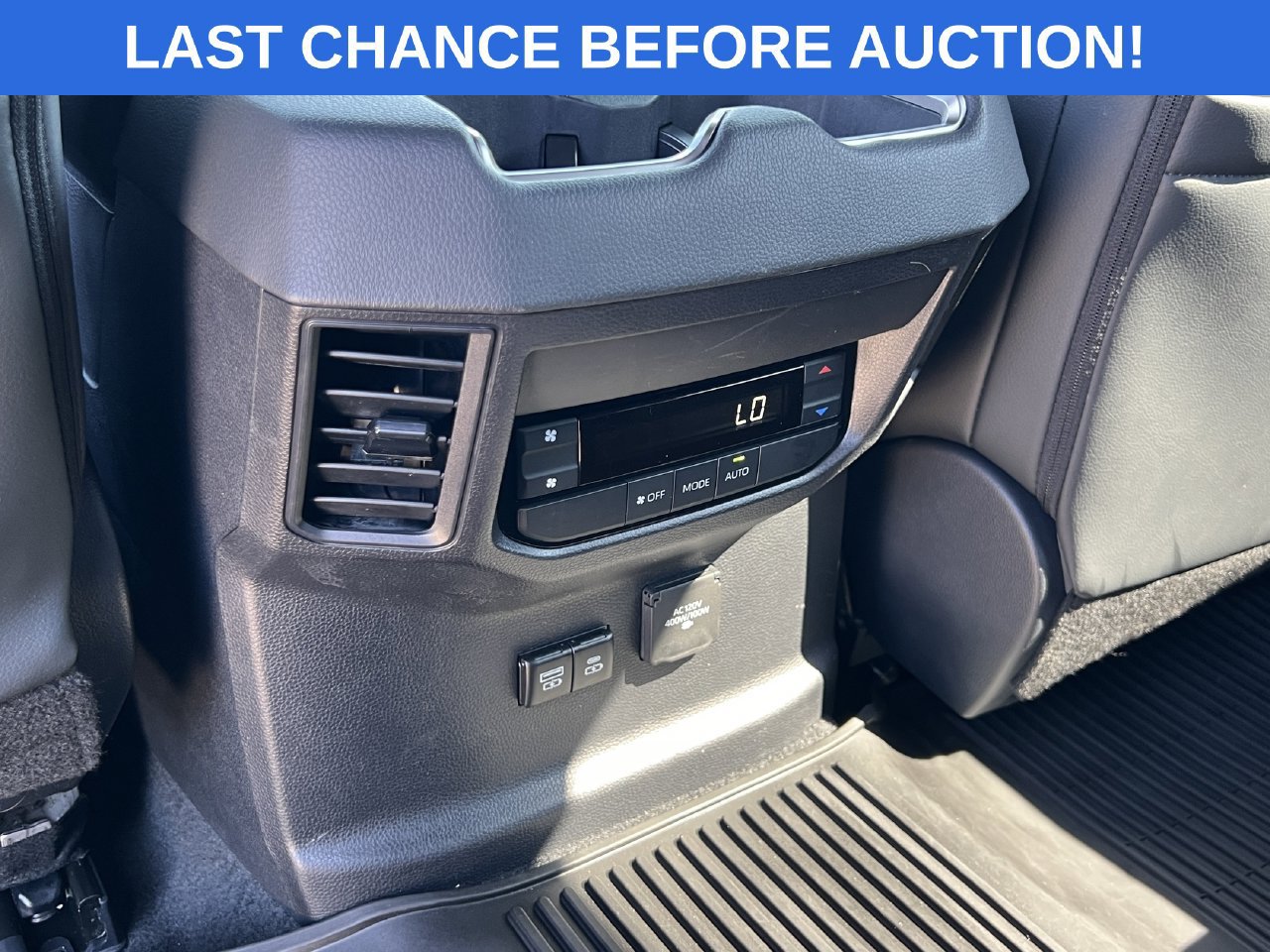 Used 2025 Toyota Sequoia Limited RWD image 28