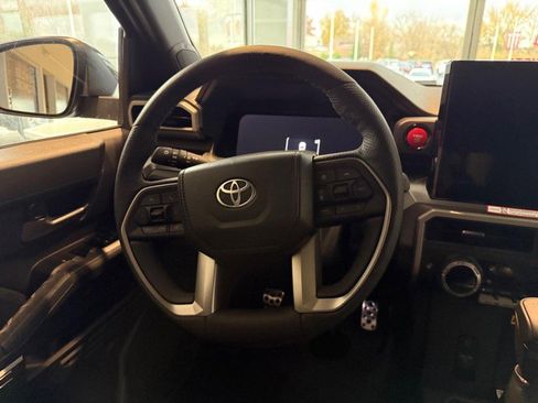 Certified 2025 Toyota Tacoma TRD Sport image 10