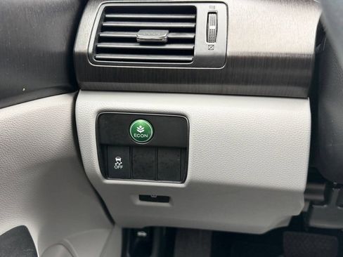 Used 2015 Honda Accord EX image 17