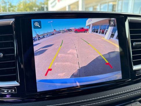 New 2026 Chrysler Pacifica Select image 36