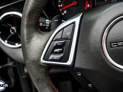 Used 2021 Chevrolet Camaro ZL1 RWD image 28