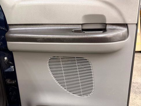Used 2005 Ford F250 Lariat RWD image 24