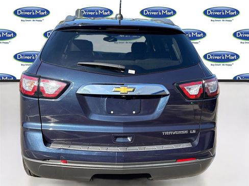 Used 2016 Chevrolet Traverse LS image 7