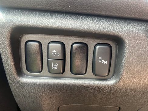 Used 2023 Mitsubishi Outlander Sport SE image 24