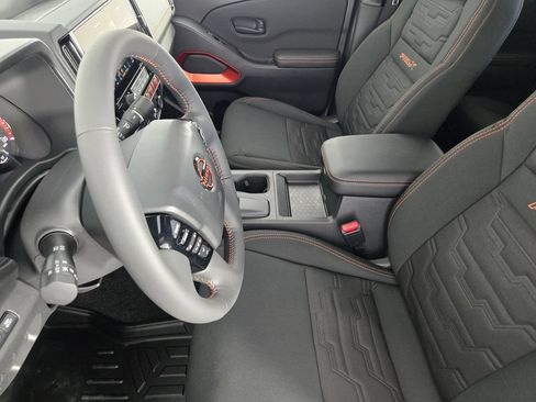 Used 2026 Nissan Frontier Pro-X RWD image 15