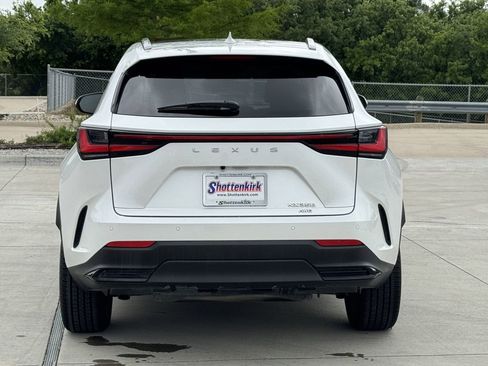 Used 2022 Lexus NX 350 AWD w/ Vision Package image 5