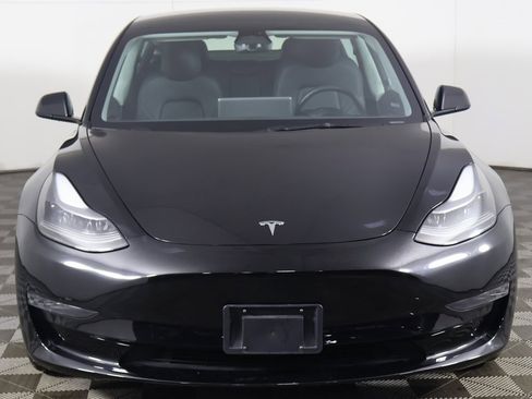Used 2023 Tesla Model 3 Standard Range image 11