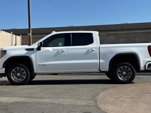 Certified 2025 GMC Sierra 1500 AT4 AWD/4WD image 7