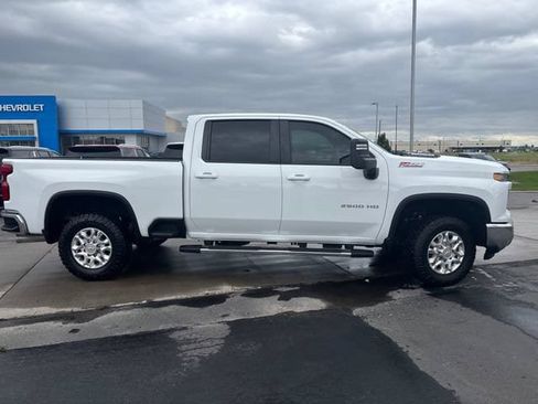Certified 2025 Chevrolet Silverado 2500 LT AWD/4WD image 2