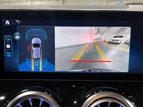 Certified 2025 Mercedes-Benz GLA 250 4MATIC image 37