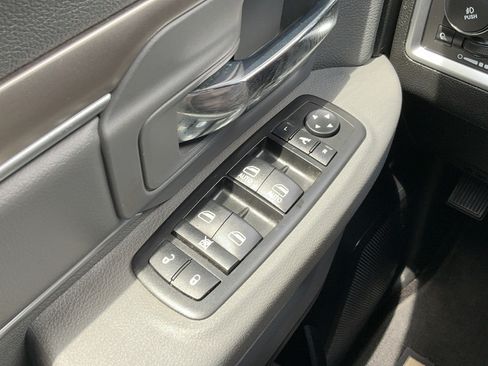 Used 2014 RAM 1500 Lone Star AWD/4WD image 14