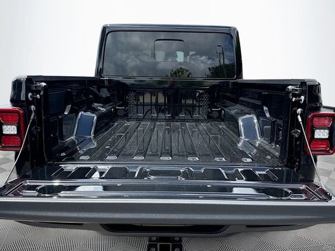 New 2026 Jeep Gladiator Mojave AWD/4WD image 28