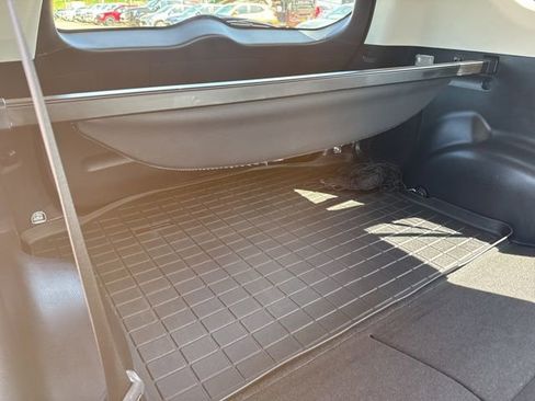 Used 2014 Toyota RAV4 LE AWD/4WD image 44