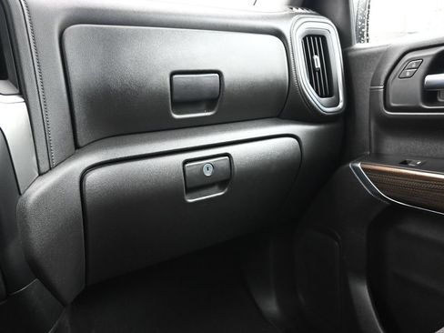Used 2022 Chevrolet Silverado 1500 LT RWD image 14