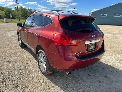 Used 2013 Nissan Rogue SL AWD/4WD image 8