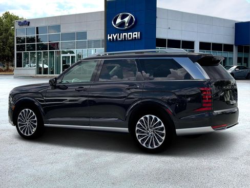New 2026 Hyundai Palisade Calligraphy FWD image 4