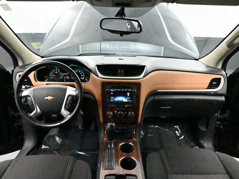 Used 2014 Chevrolet Traverse LT w/ All-Star Edition image 24