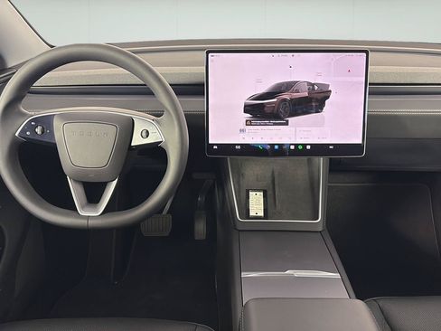 Used 2026 Tesla Model Y Long Range AWD/4WD image 17