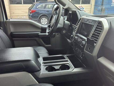 Used 2020 Ford F150 XLT image 5