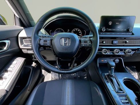Used 2024 Honda Civic Sport image 8