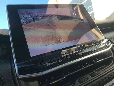 New 2024 Jeep Compass Trailhawk w/ Sun and Sound Group image 31