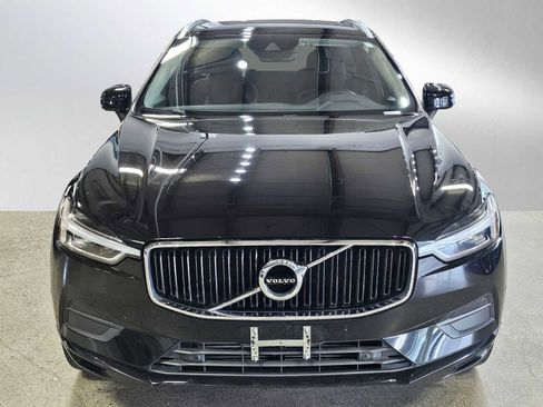 Used 2019 Volvo XC60 T5 Momentum w/ Multimedia Package image 2