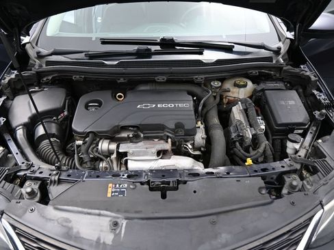 Used 2016 Chevrolet Cruze LT FWD image 25
