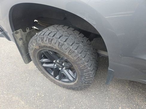 Used 2022 Chevrolet Silverado 1500 LT Trail Boss image 5