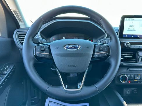 New 2026 Ford Escape Active w/ Cold Weather Package image 25