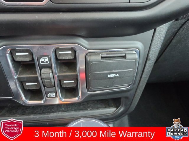 Used 2022 Jeep Gladiator Sport AWD/4WD image 6