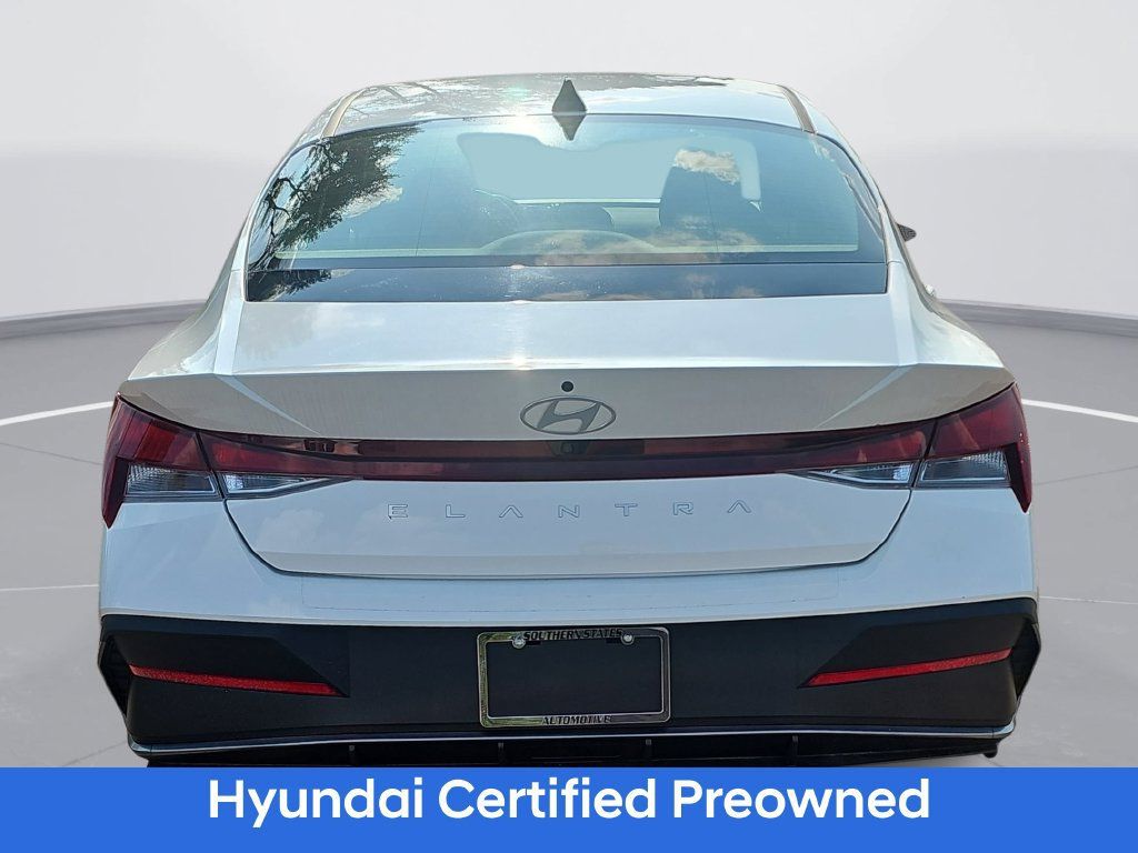 Certified 2024 Hyundai Elantra SEL FWD image 6